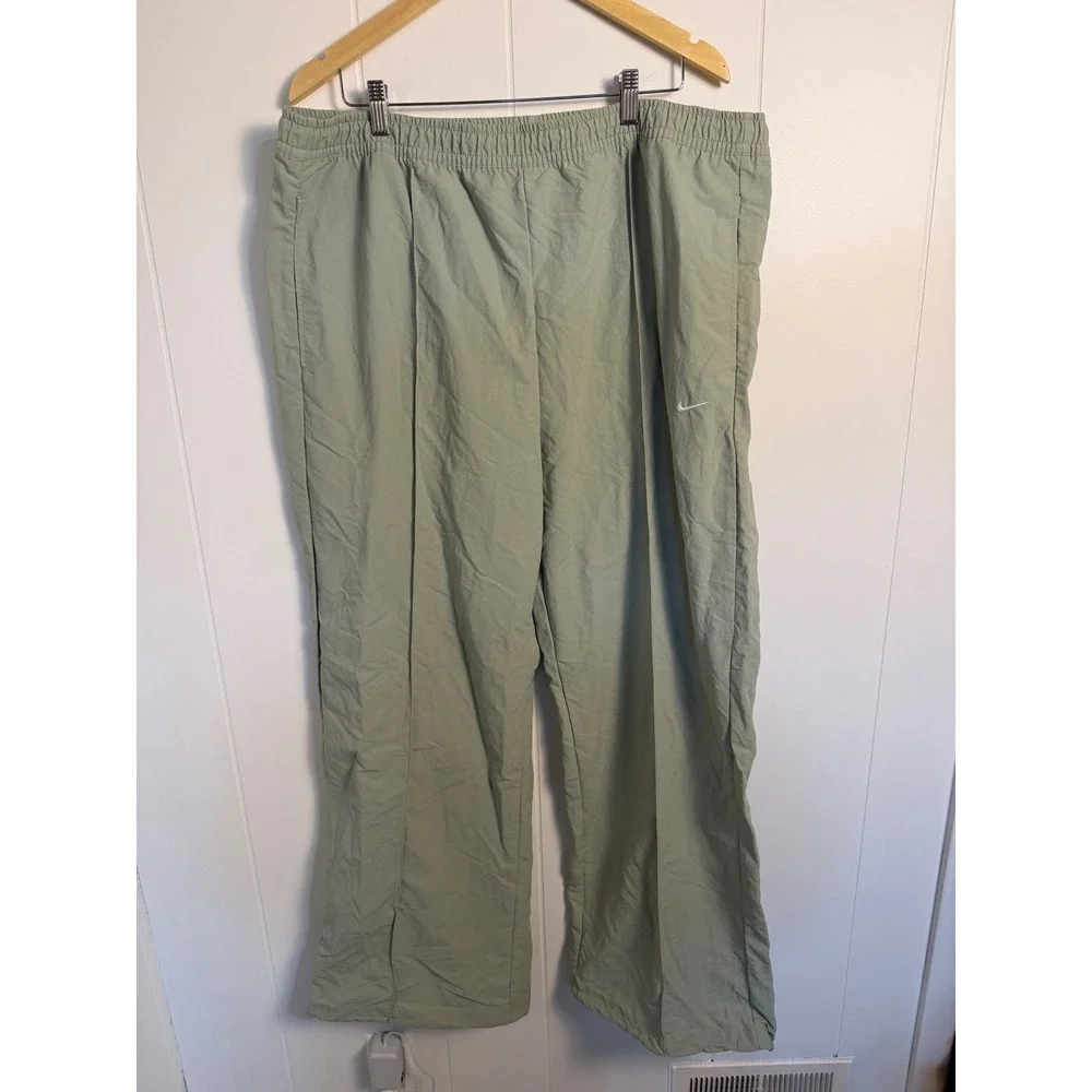 Nike Track Pants XXL Sage Green Nylon Wide Leg Swoosh Relaxed Fit Activewear